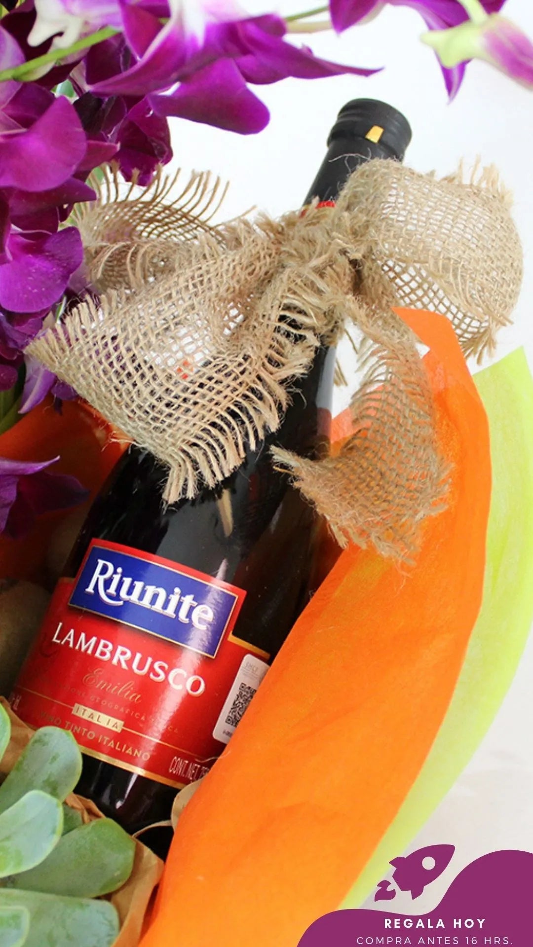 Canasta Frutal con Orquídeas Lila y Vino · foto 3