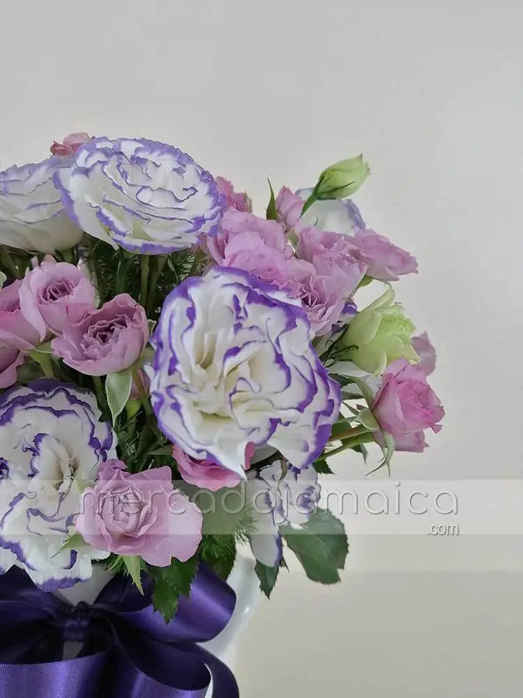 Arreglo Mini Rosas y Lisianthus Morados · foto 5