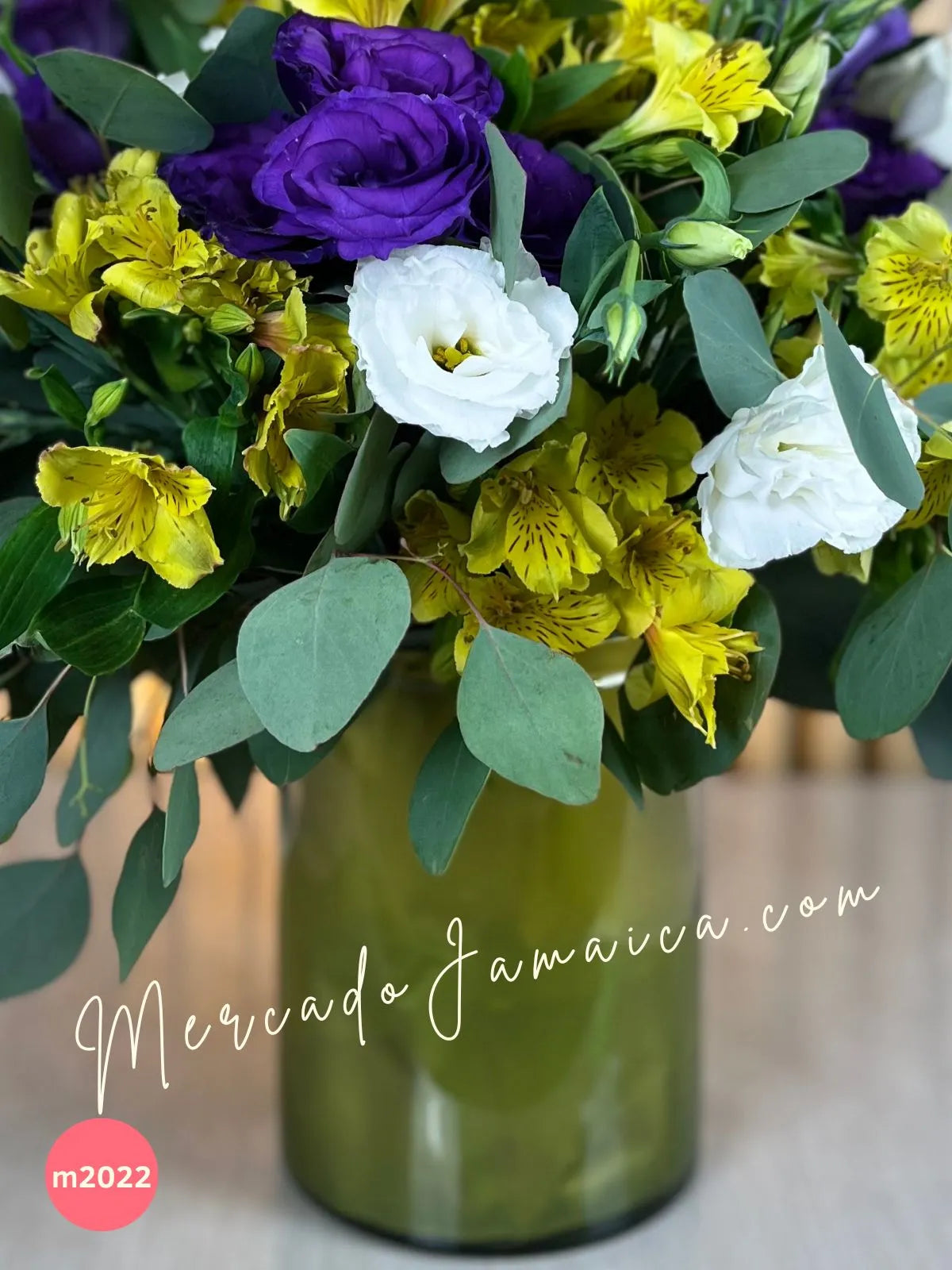 Lisianthus Morado y Blanco con Alstroemerias · foto 3