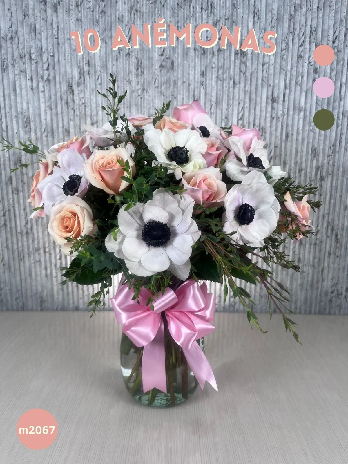 Arreglo Anémonas y Rosas Rosa Claro en Florero · foto 1
