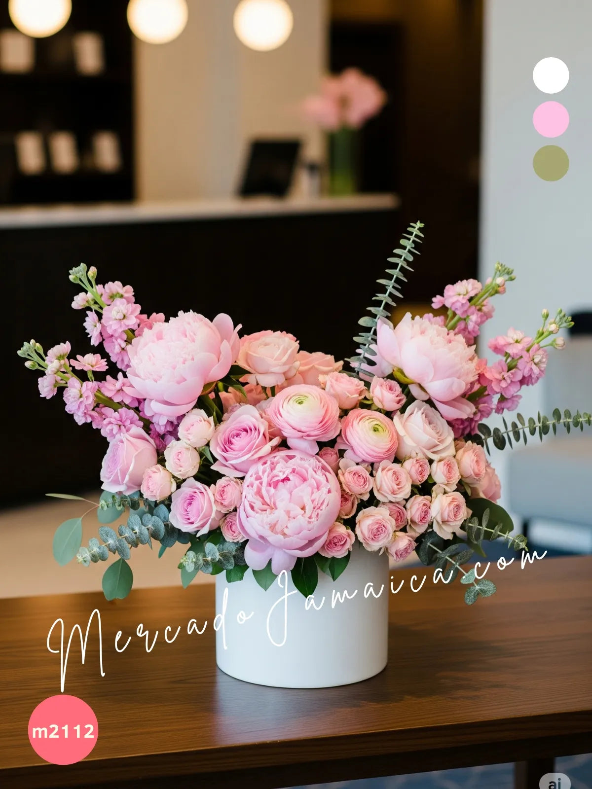 Arreglo Rosa: Peonías, Ranunculus y Matthiolas · foto 2